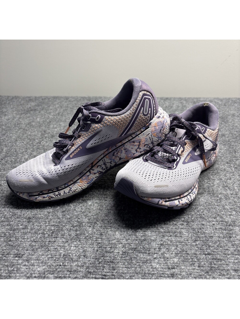 Brooks Purple Athletic Shoes with Breathable Mesh and Speckled Midsole